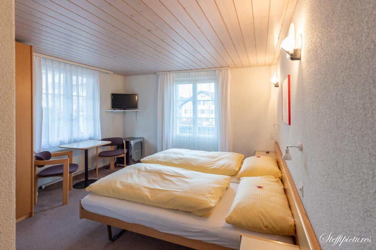 Hotel Krone Uetendorf Zewnętrze zdjęcie